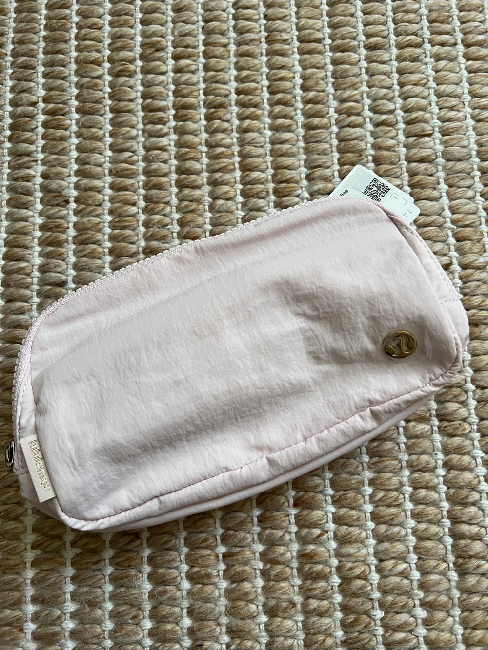 Lululemon Everywhere Belt Bag Blissful Pink/Gold NWT
